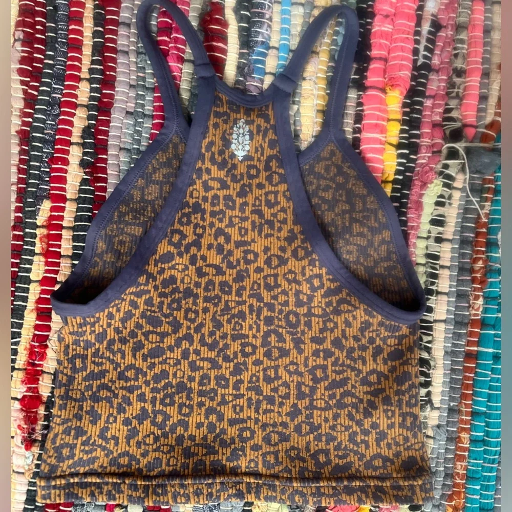 Free People Movement Happiness Runs xsmall/small crop tank top - Picture 2 of 4